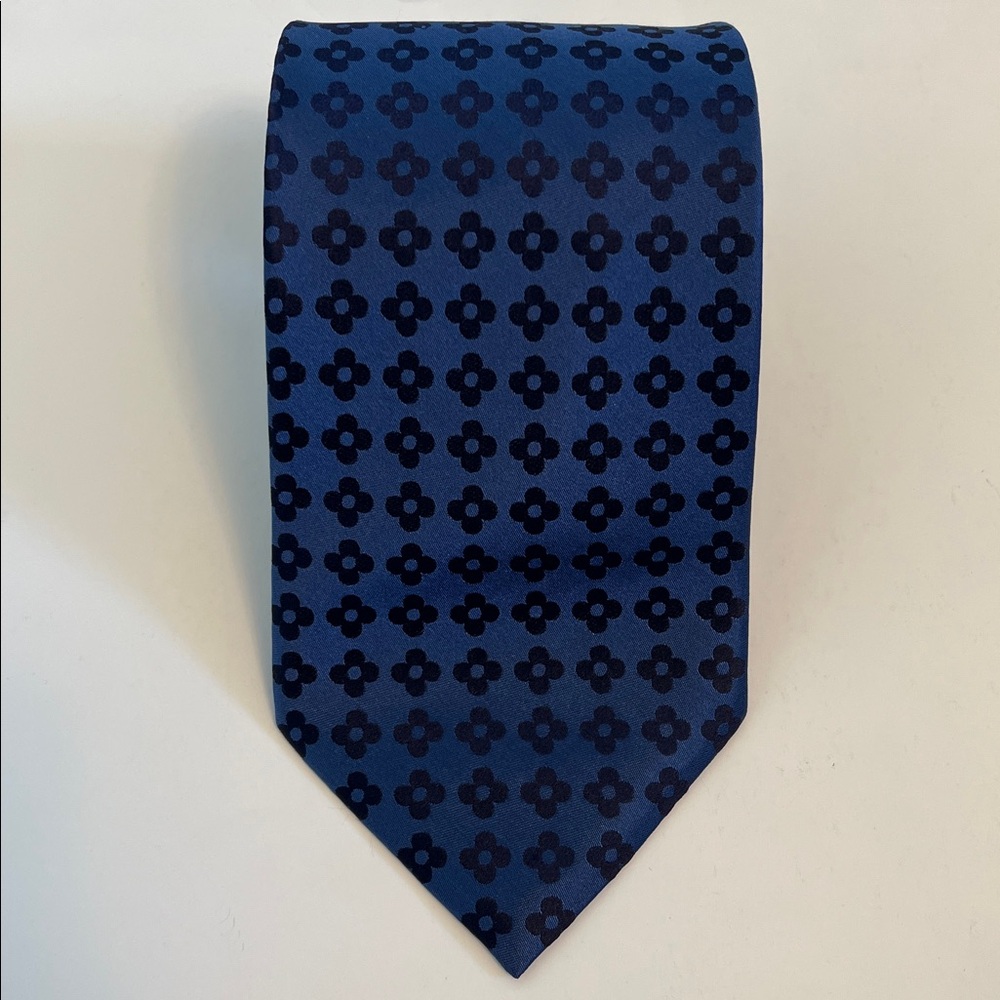 Distinction 100%‎ Silk  Elegant Blue Patterned Tie